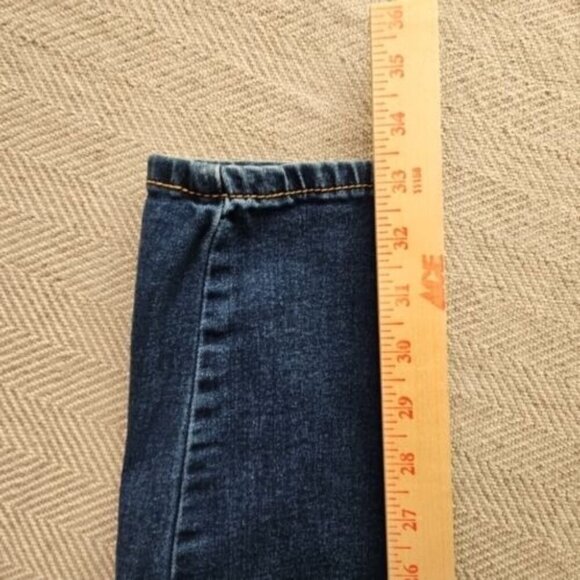 Ashley Stewart Jeans Women's 14 Tall (W30xL32) Med Wash Tapered Leg RN# 147502 - Picture 15 of 16